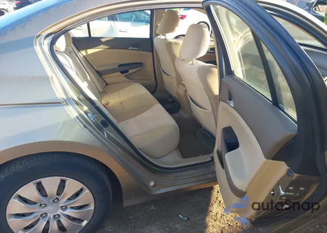 2010 Honda Accord 2.4 Lx из США, поврежденный, VIN 1HGCP2F30AA072027